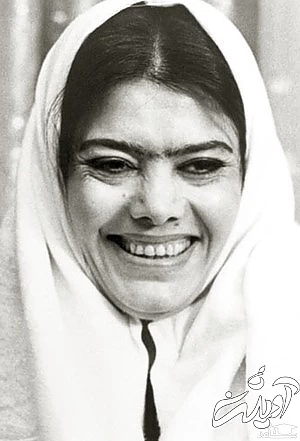فخری خوروش
